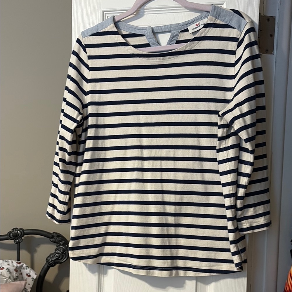 Vineyard Vines Black and White Boxy Blouse